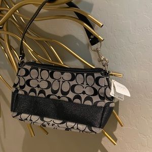 Coach NWT Signature bag